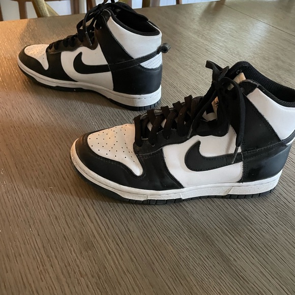 Women’s Nike Dunk retro panda 🐼 sneakers size 7 - Picture 4 of 6